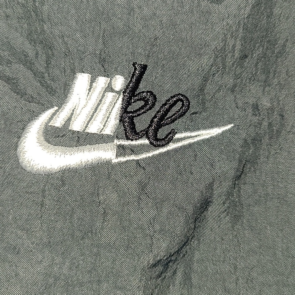 Nike Windrunner Jacket - Picture 8 of 9